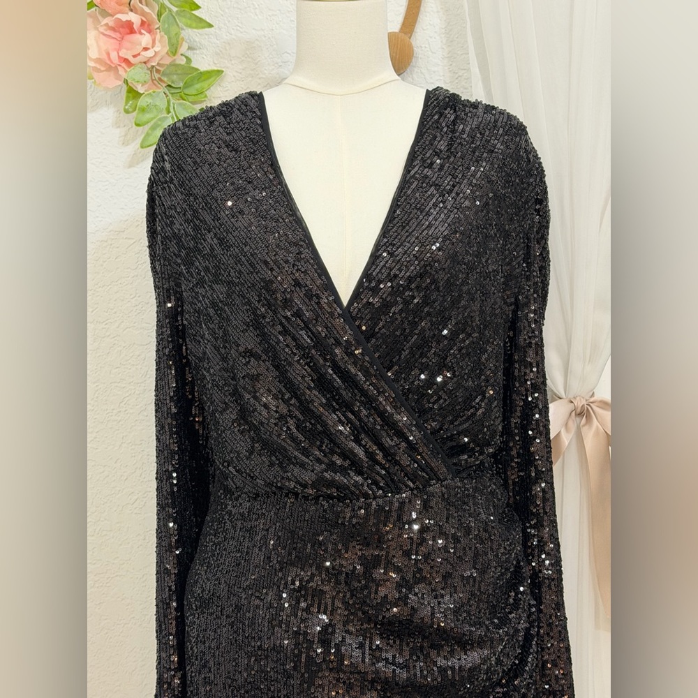 NEW Generation Love “Miley” Black Sequin Mini Dress size small - Retails $385 - Picture 4 of 10